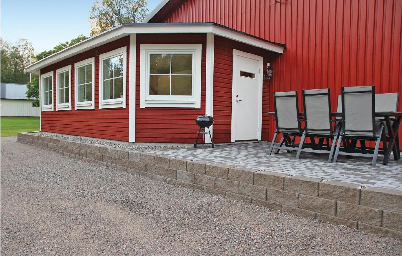 2 Bedroom Cozy Apartment In Habo Mullsjö エクステリア 写真