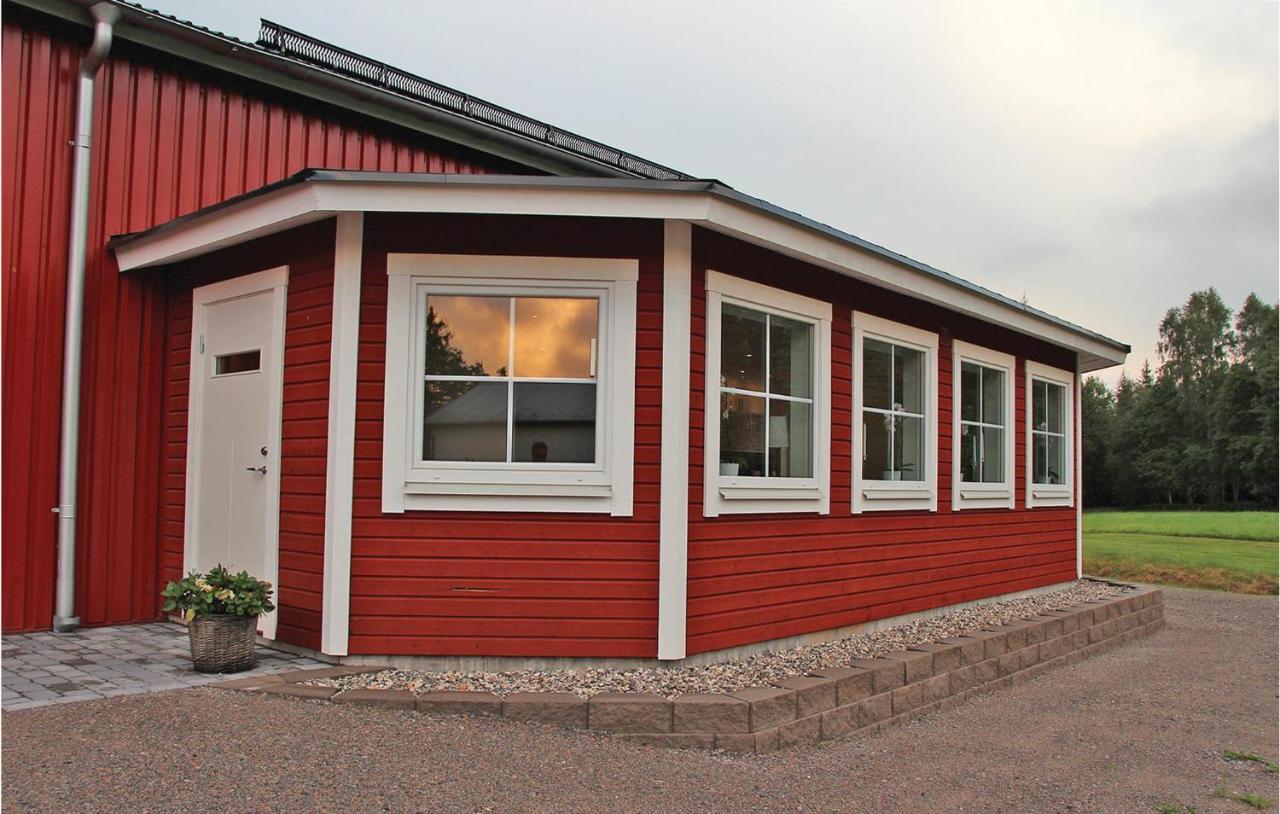 2 Bedroom Cozy Apartment In Habo Mullsjö エクステリア 写真